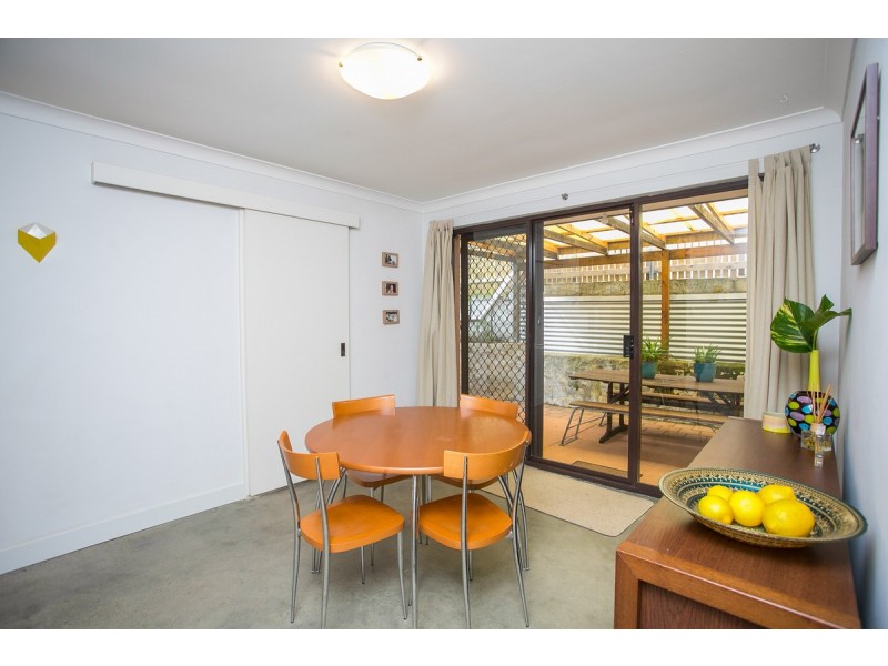 8/18 Minilya Avenue, White Gum Valley WA 6162