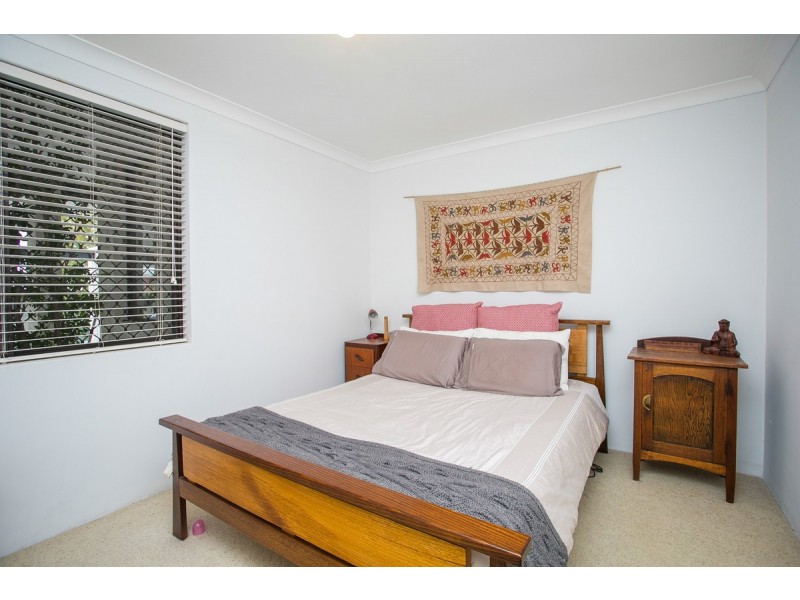 8/18 Minilya Avenue, White Gum Valley WA 6162