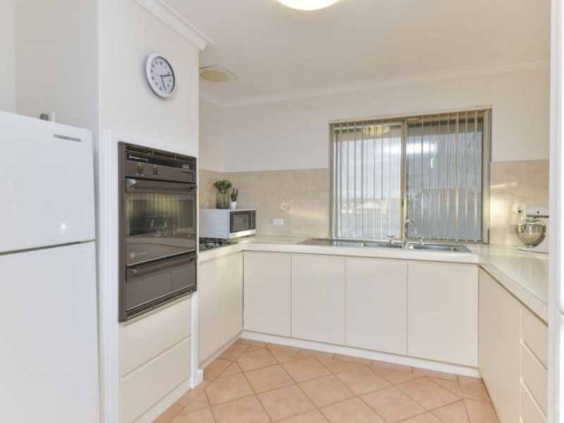 2 Frithville Road, Balcatta WA 6021