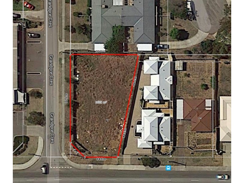 70 Phoenix Road, Hamilton Hill WA 6163