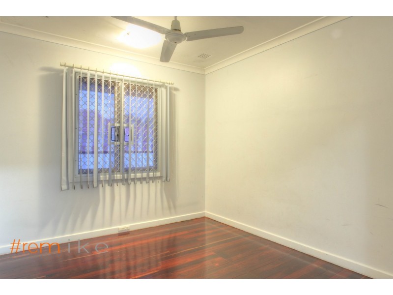 24 Girrawheen Avenue, Girrawheen WA 6064