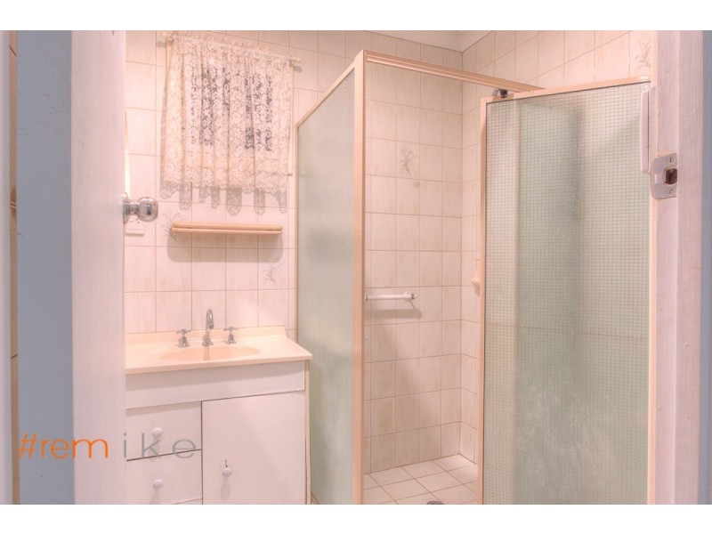 24 Girrawheen Avenue, Girrawheen WA 6064