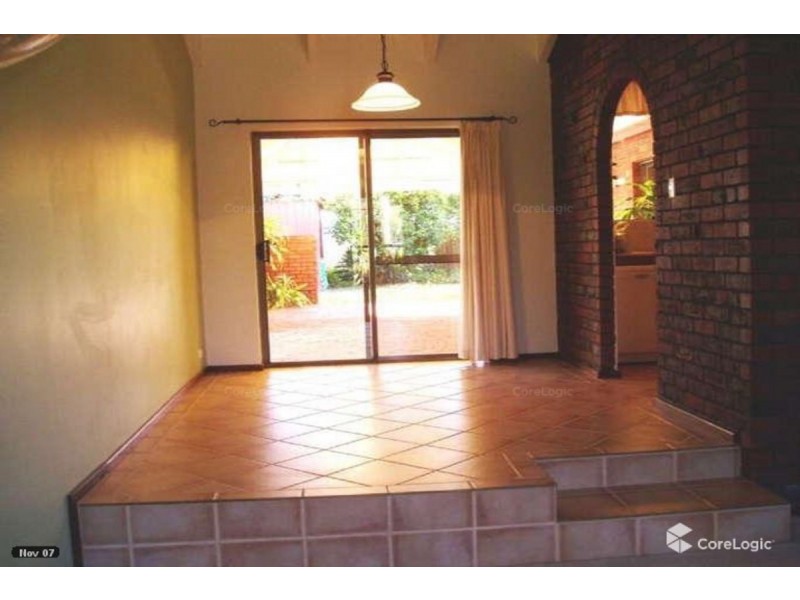 6 Loris Way, Kardinya WA 6163