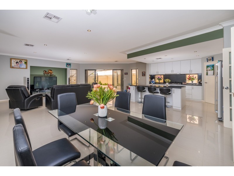 41 Mattingleys Approach, Burns Beach WA 6028
