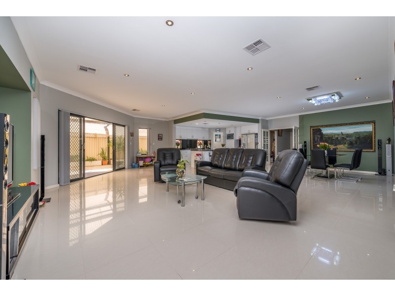 41 Mattingleys Approach, Burns Beach WA 6028