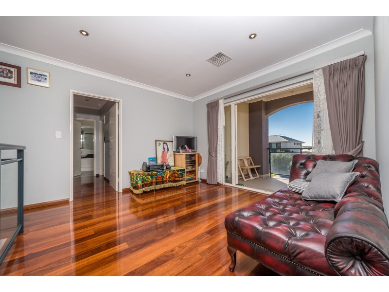 41 Mattingleys Approach, Burns Beach WA 6028
