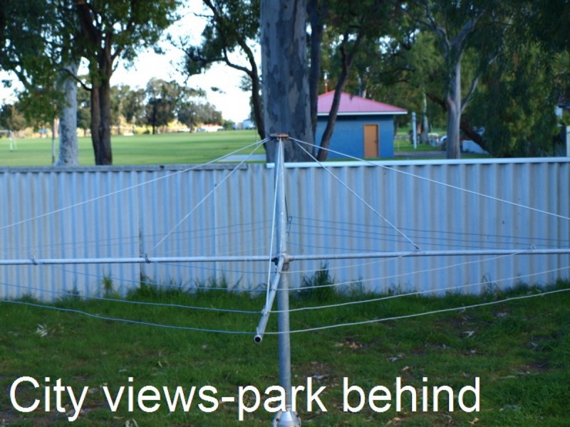 8 Connell Way, Girrawheen WA 6064