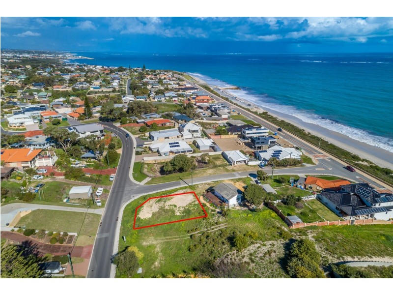 21 Hazel Avenue, Quinns Rocks WA 6030