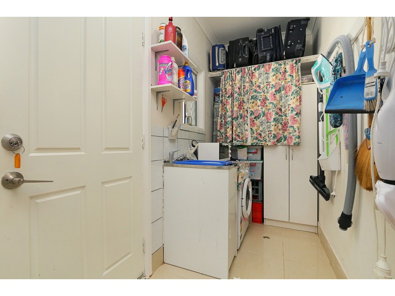 263/270 South Western Highway, Mount Richon WA 6112