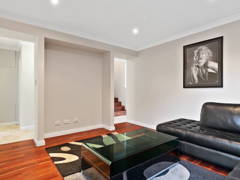 32 Admiralty Road, Canning Vale WA 6155
