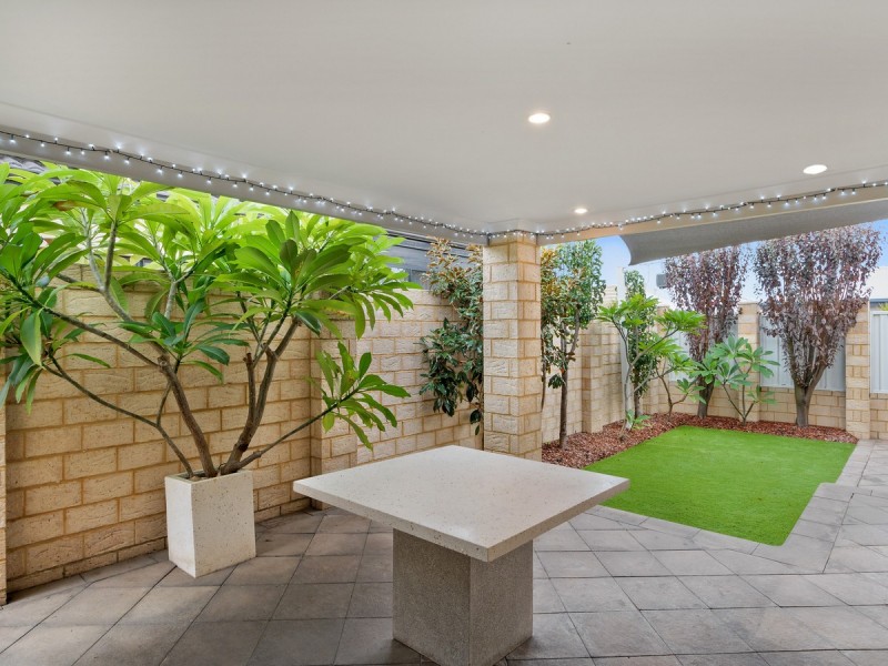 32 Admiralty Road, Canning Vale WA 6155