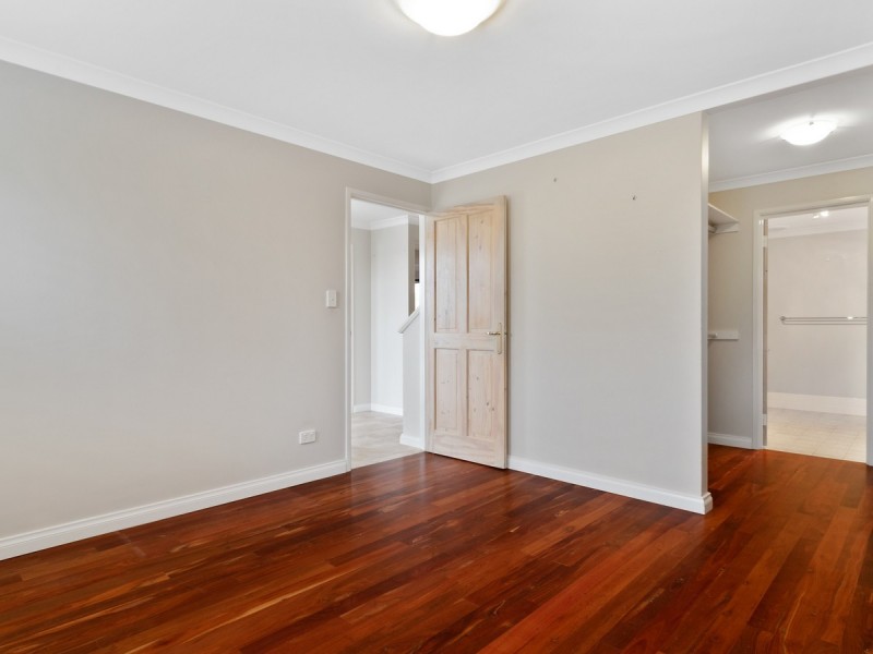 32 Admiralty Road, Canning Vale WA 6155