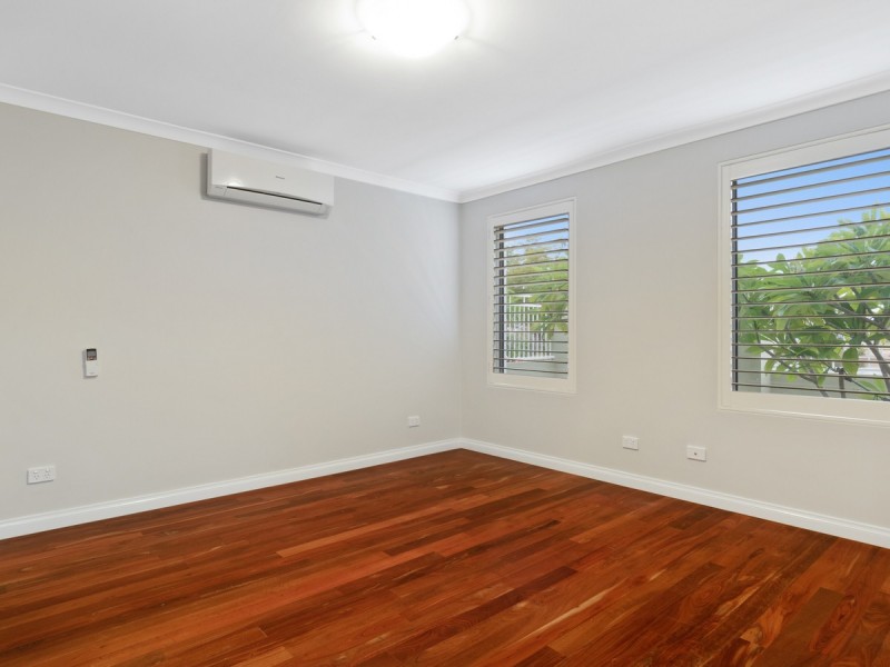 32 Admiralty Road, Canning Vale WA 6155