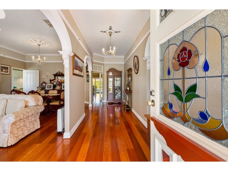 83 Welbeck Road, Canning Vale WA 6155