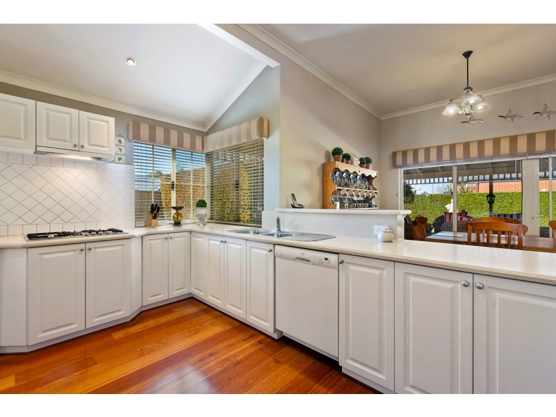 83 Welbeck Road, Canning Vale WA 6155