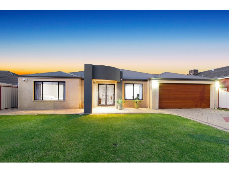 18 Cesare Circle, Madeley WA 6065
