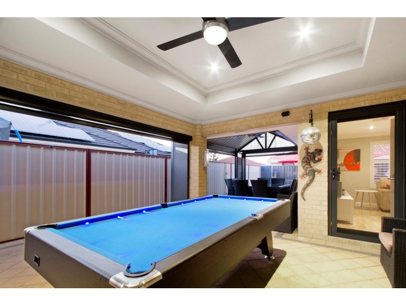 18 Cesare Circle, Madeley WA 6065