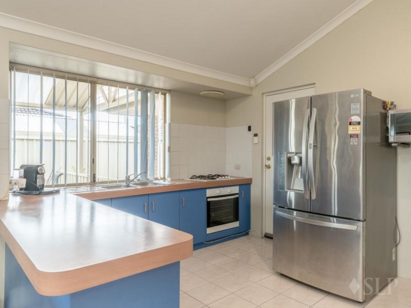 51 Sugarwood Drive, Thornlie WA 6108