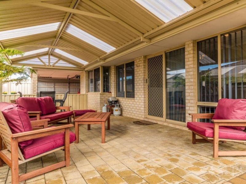 51 Sugarwood Drive, Thornlie WA 6108