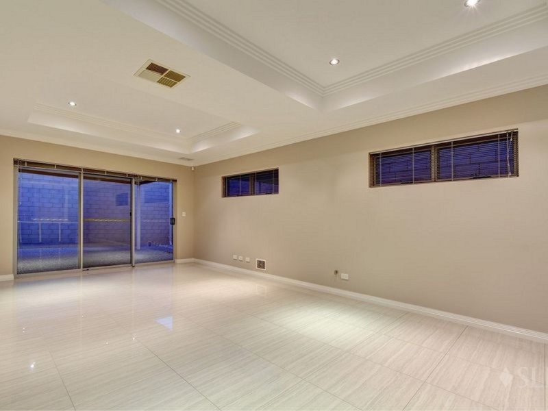 35 Hepburn Way, Balga WA 6061