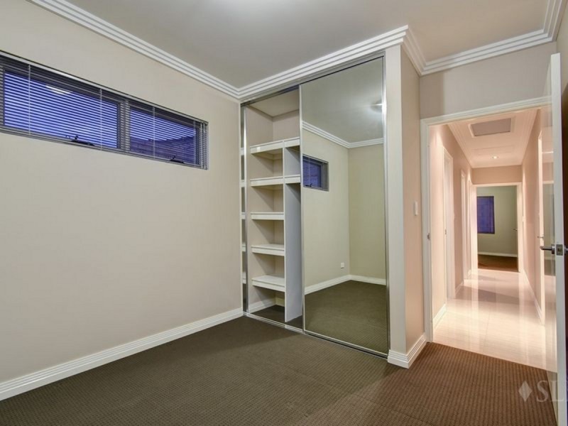 35 Hepburn Way, Balga WA 6061