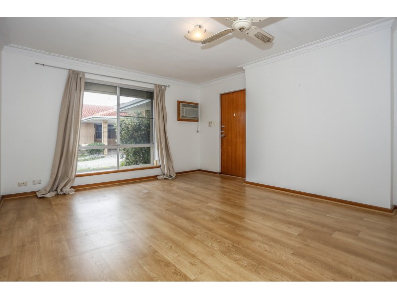 8/201 Royal Street, Yokine WA 6060