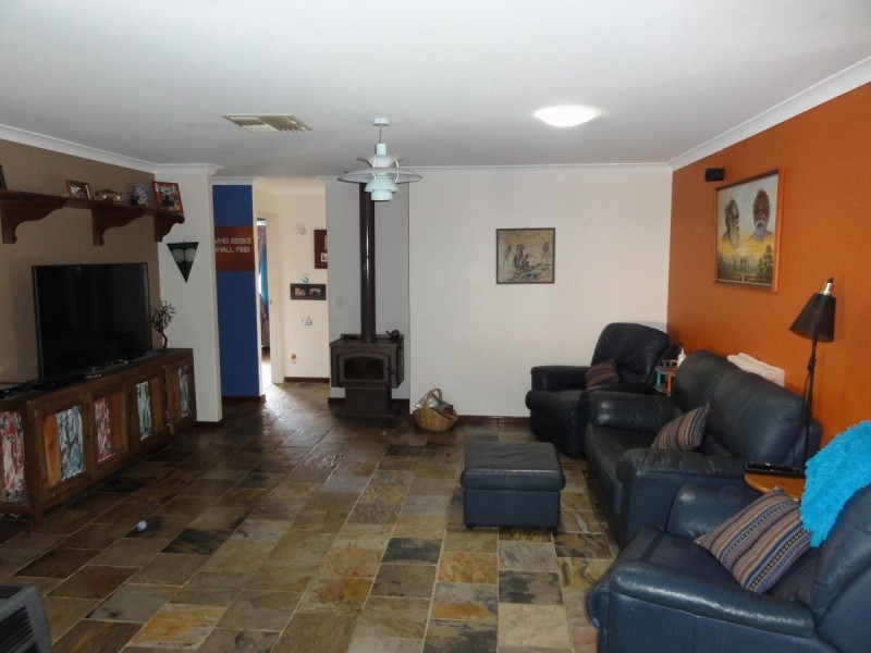 19 Cassilis Court, Greenfields WA 6210