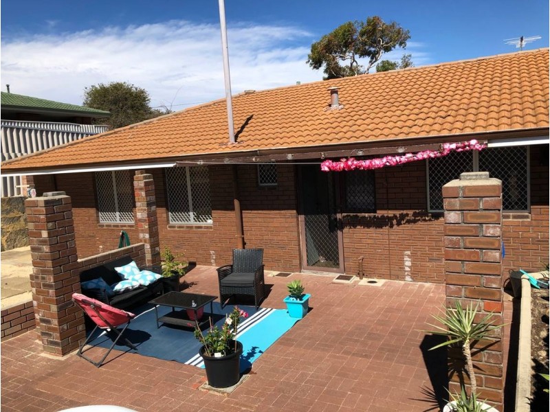 133B Giles Avenue, Padbury WA 6025