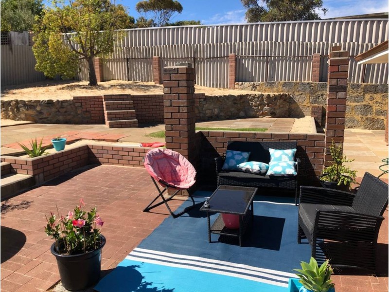 133B Giles Avenue, Padbury WA 6025