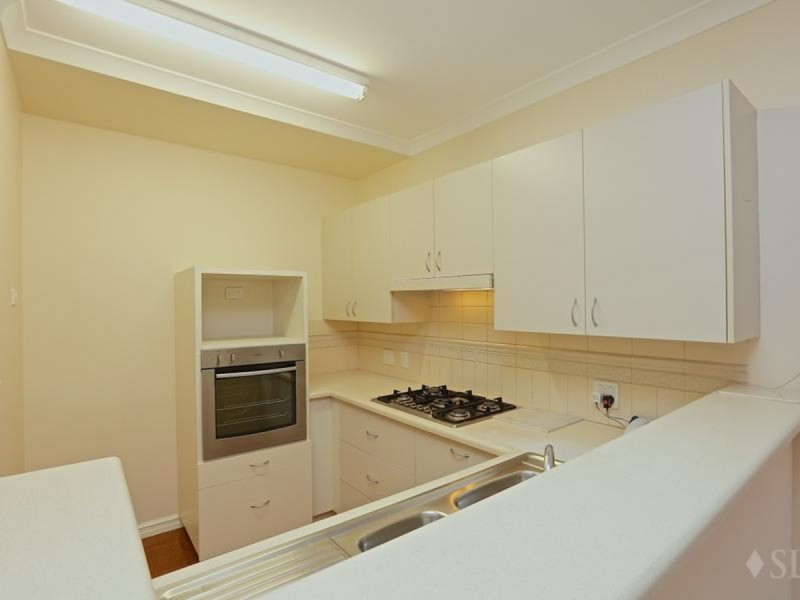 211/177 Dampier Avenue, Kallaroo WA 6025