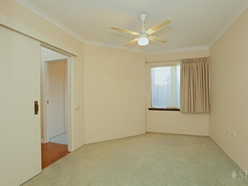 211/177 Dampier Avenue, Kallaroo WA 6025