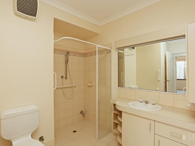 211/177 Dampier Avenue, Kallaroo WA 6025