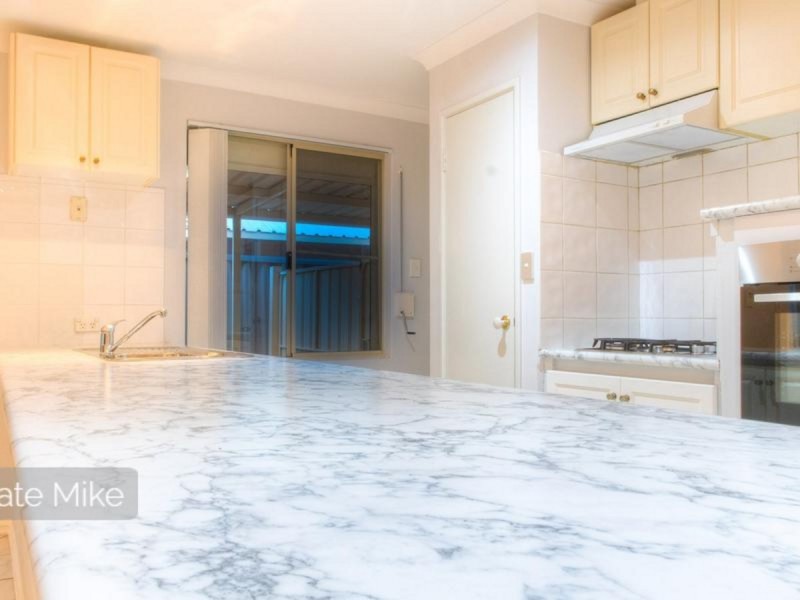 9 Monash Circle, Marangaroo WA 6064