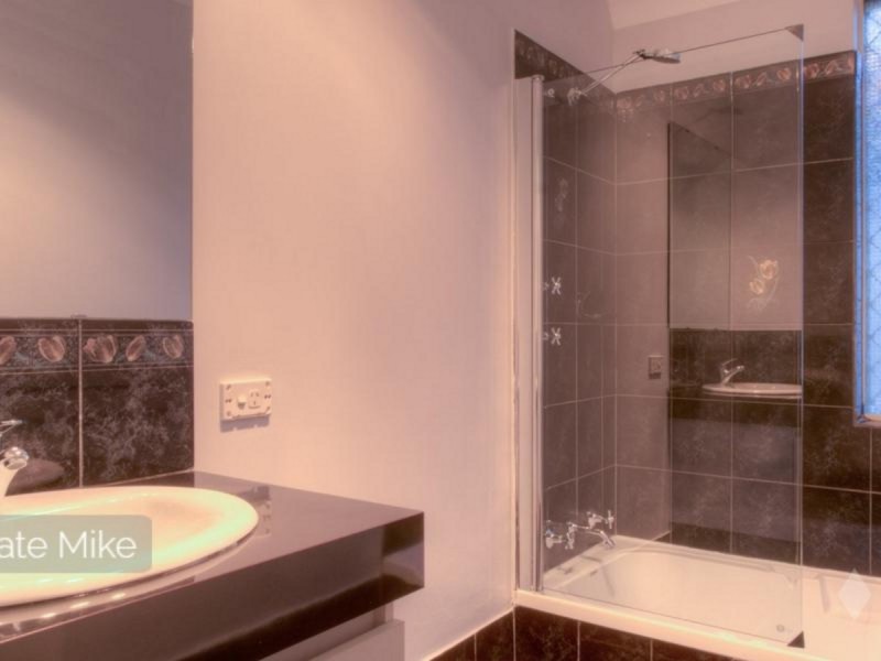 9 Monash Circle, Marangaroo WA 6064