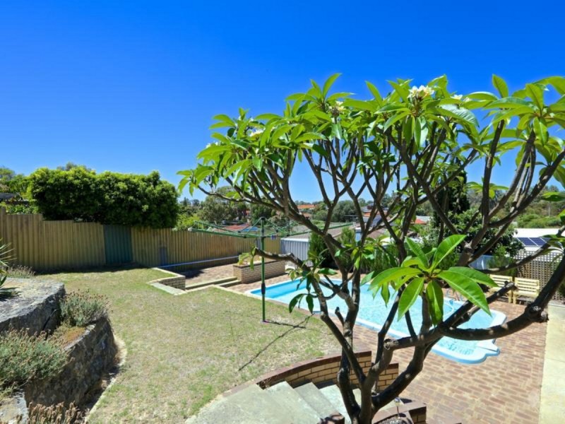 8 Precision Avenue, Mullaloo WA 6027