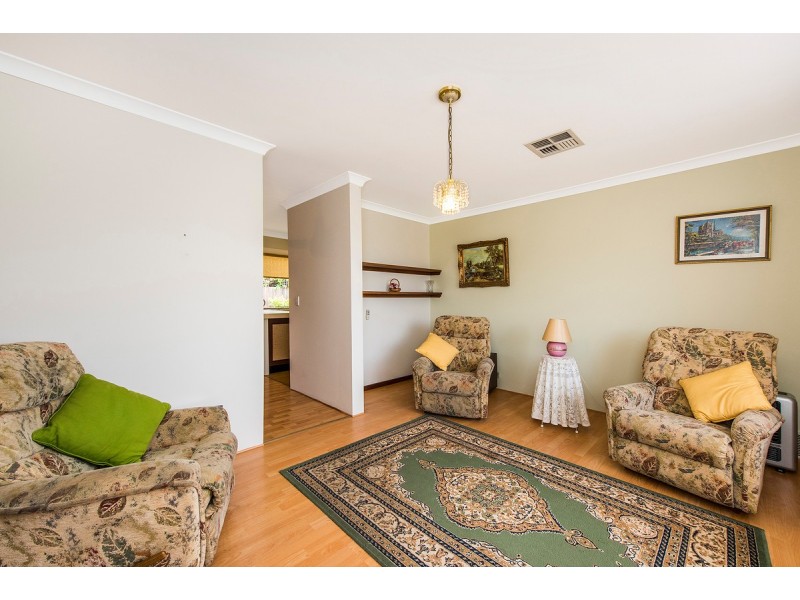 13B Townson Place, Leeming WA 6149