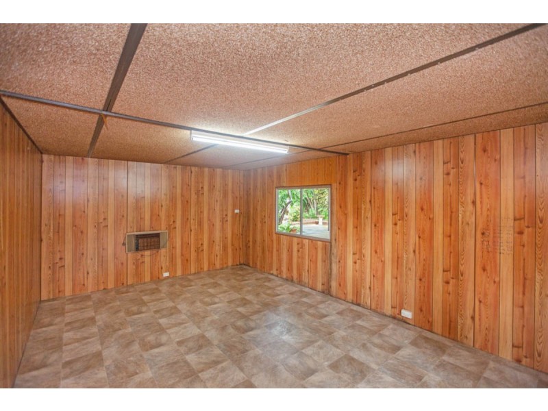 22 Gribble Avenue, Armadale WA 6112