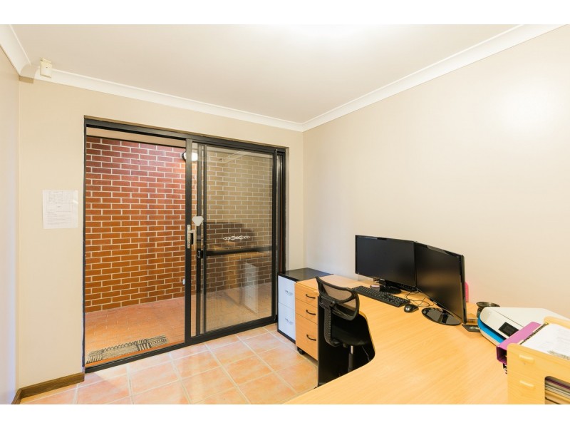 29 Toledo Circuit, Port Kennedy WA 6172