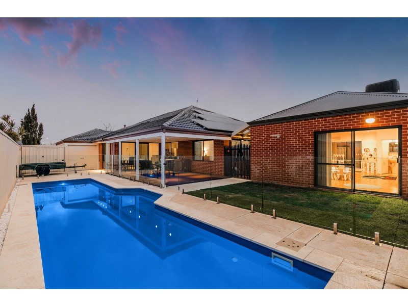 29 Toledo Circuit, Port Kennedy WA 6172