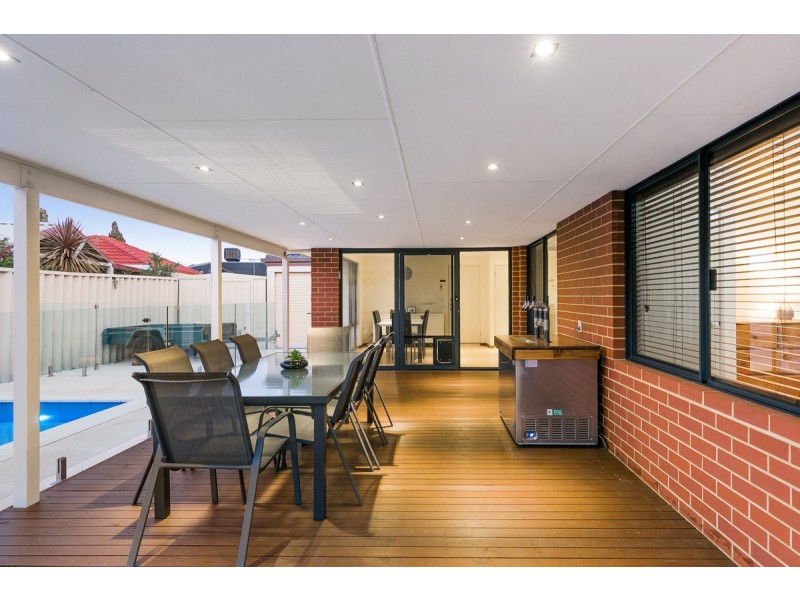 29 Toledo Circuit, Port Kennedy WA 6172