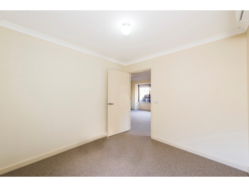 8/86 Mills Road West, Martin WA 6110
