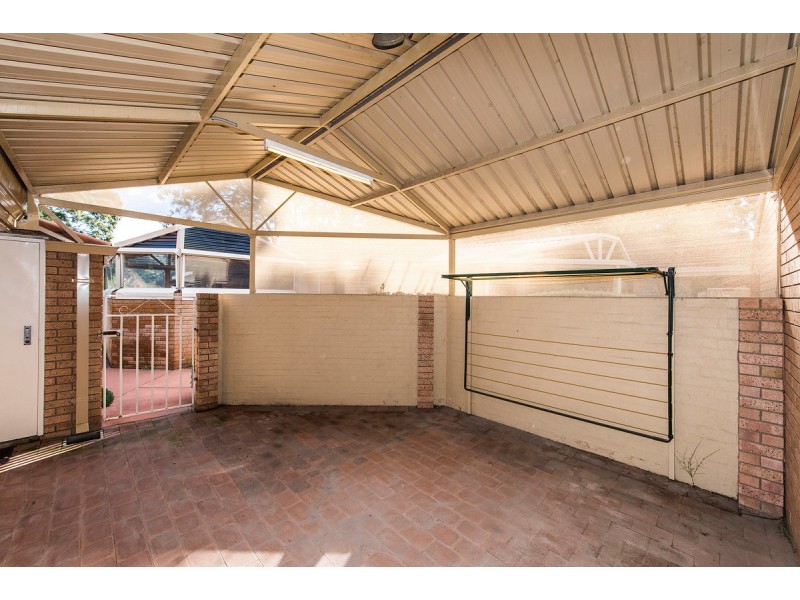 8/86 Mills Road West, Martin WA 6110