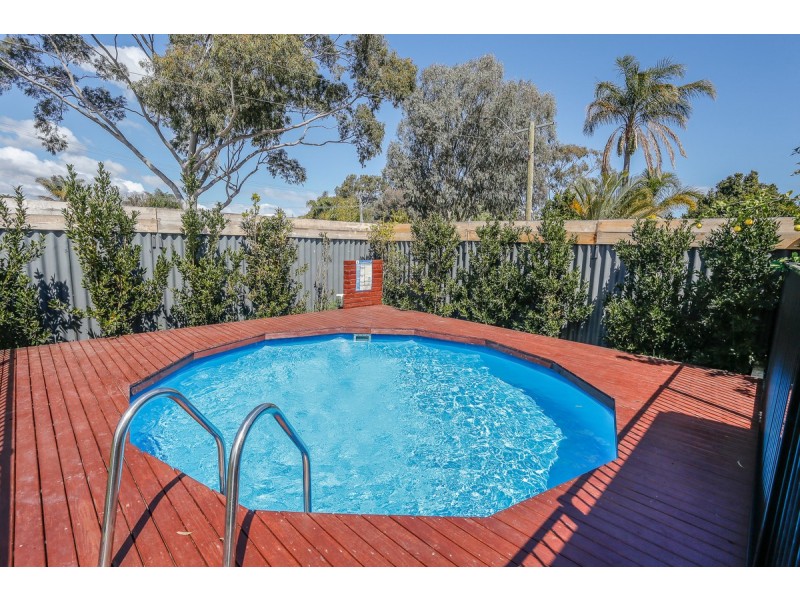 22 Grebe Street, Stirling WA 6021