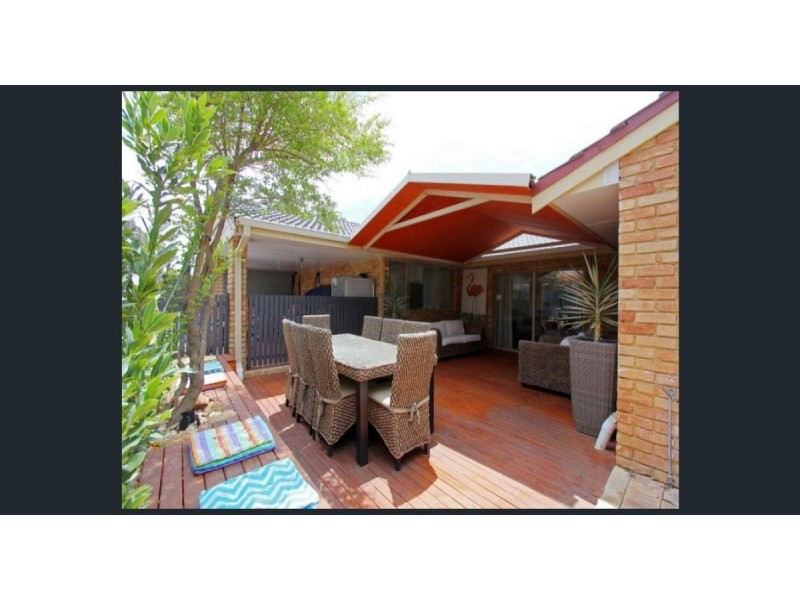 22 Grebe Street, Stirling WA 6021