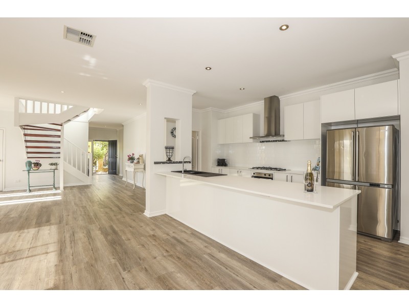 6 Privet Lane, Stirling WA 6021