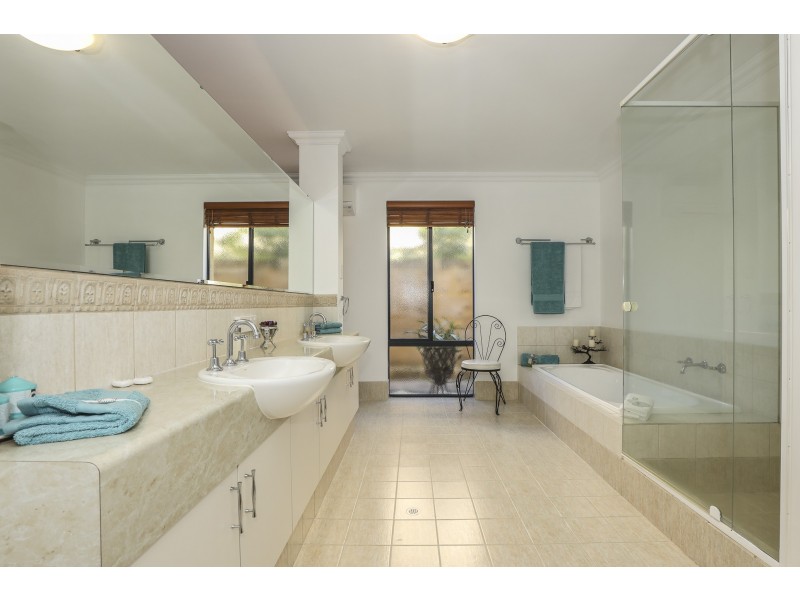 6 Privet Lane, Stirling WA 6021