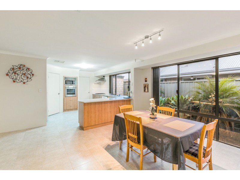 7 Sunbury Link, Wellard WA 6170