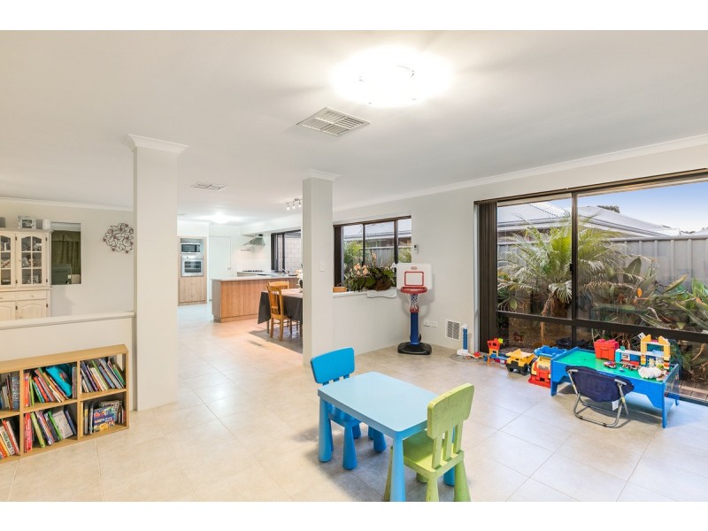 7 Sunbury Link, Wellard WA 6170