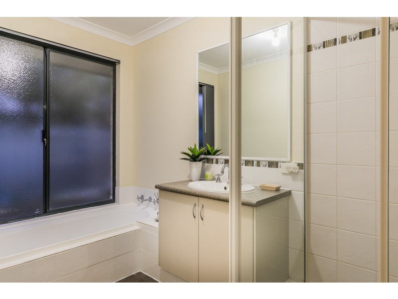 7 Sunbury Link, Wellard WA 6170