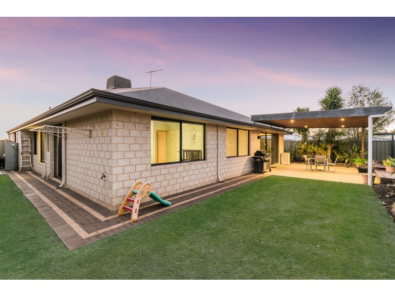 7 Sunbury Link, Wellard WA 6170